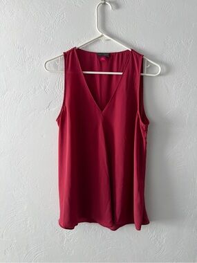 Sleeveless V-Neck Women's Top